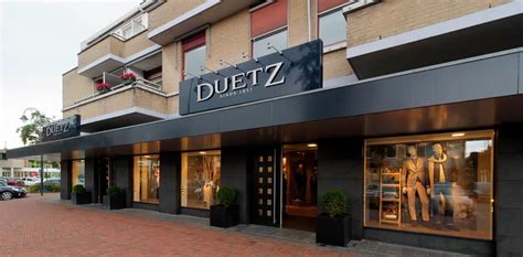 duetz and adam brandstores failliet.